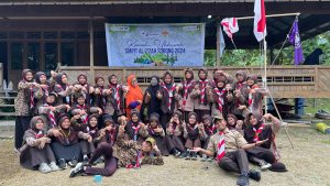 Kegiatan Kemah UKHWAH SMPIT Al-Izzah Sorong Berjalan Sukses