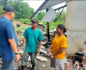 Rumah Warga Penawar Rejo Hancur Terkena Bencana Puting Beliung, Calon Wakil Bupati Hankam Hasan Kunjungi Warga