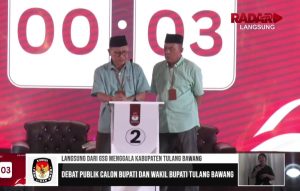 Debat Perdana KPU Tuba, Paslon No. 2 Tampil Kuasai Debat