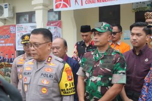 Dandim 0429/Lamtim Dampingi Kapolda Lampung Tinjau Rapat Pleno Tingkat PPK