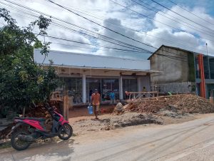Pembangunan Indomaret di Desa Kolelet Menuai Polemik: M. Endon Siap Dampingi Pedagang Kecil Sampaikan Aspirasi